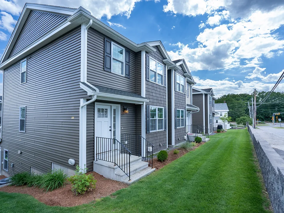 4 Fairview St #10-1-1