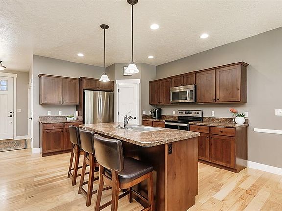 4th image of 3012 Western Bluffs Blvd