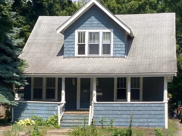 705 E Main St, Owosso, MI 48867