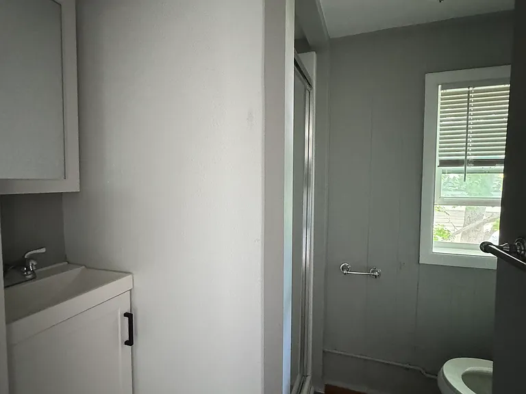 8 Prospect St #3L — Photo 7