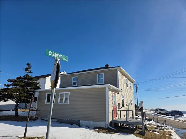 1 Clement Crescent, Channel Port Aux Basques, NL A0M1C0