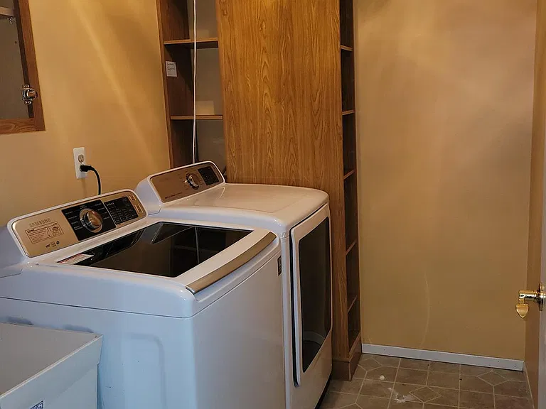 6927 Northpoint Dr — Photo 31