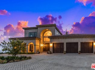 2500 Barrymore Dr, Malibu, CA 90265