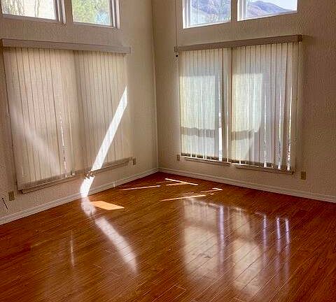 5th image of 649 Moondale Dr