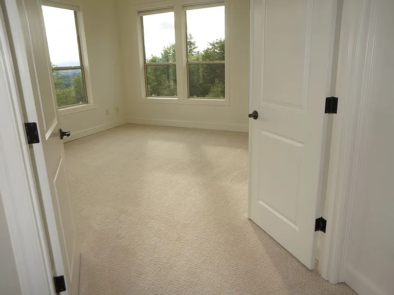 4139 NW Twilight Ter — Photo 20