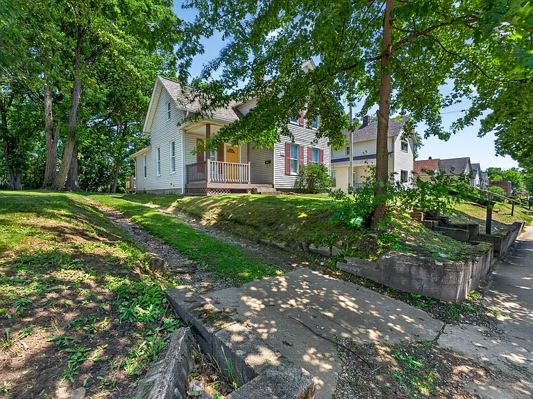 505 Brown St — Photo 23