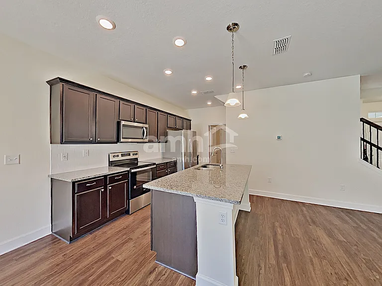 8559 Highfield Ave — Photo 4