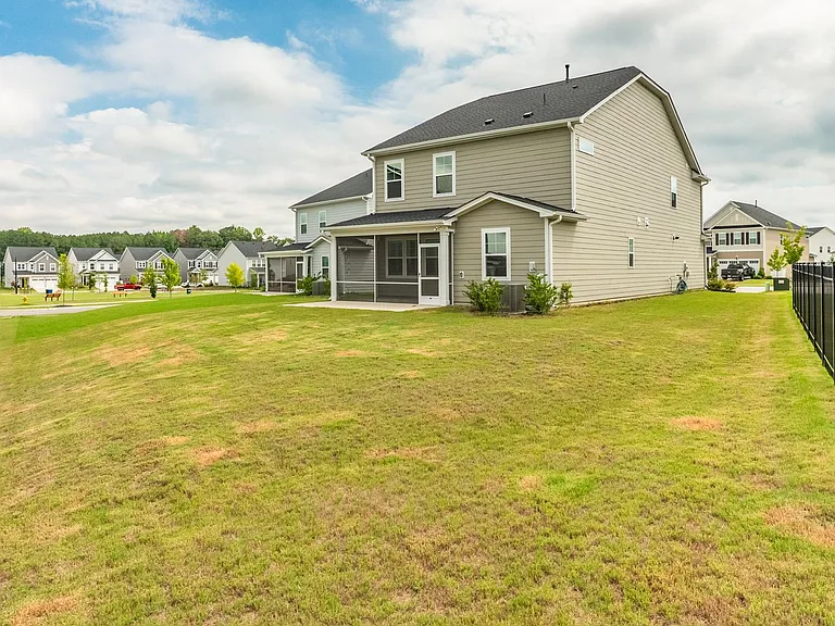 504 Spotted Fawn Ct — Photo 31