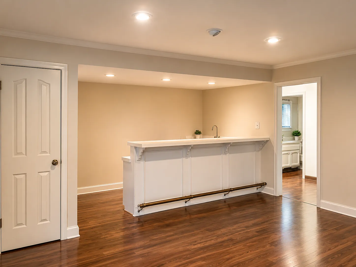 4 bed, 2627 sqft, $7,000 — Photo 4