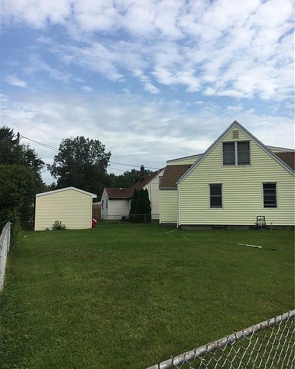 2nd image of 2 Burdette Dr