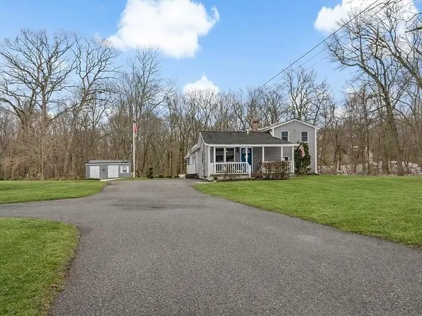 702 Arcade Ave, Seekonk, MA 02771
