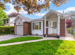 874 Finley Ave, Ajax, ON L1S3R9