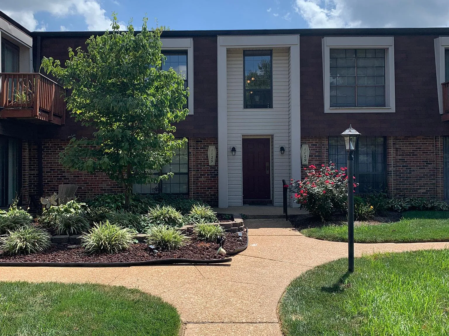 2 bed, 1.5 bath, 924 sqft, $1,500 — Photo 1