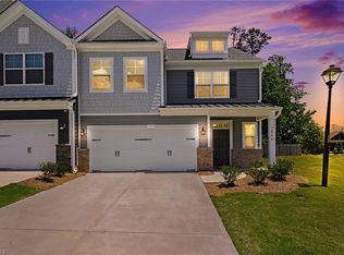 5000 Moonlight Ridge Dr, Greensboro, NC 27455