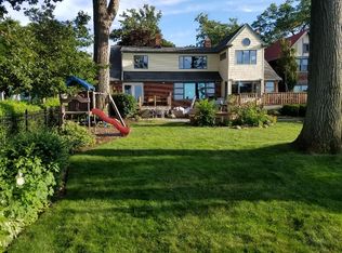 15314 EDGEWATER Drive Dr, Lakewood, OH 44107