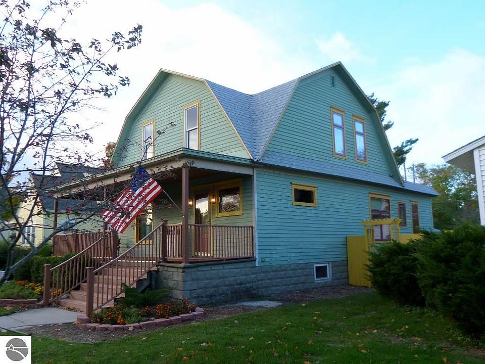 1st image of 719 Leelanau Ave