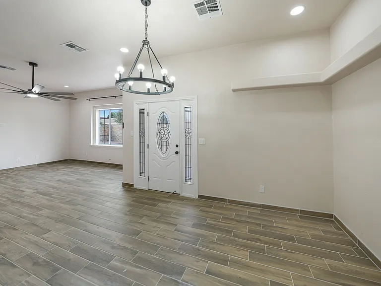 2641 Bearcat Dr — Photo 14