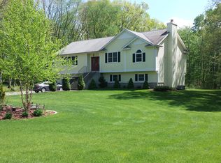 68 Abbe Rd, East Windsor, CT 06088