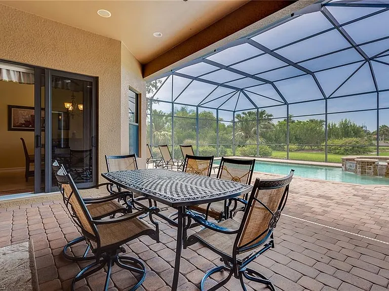 7771 Cottesmore Dr — Photo 12