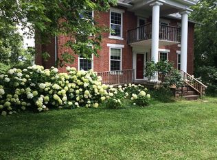 1271 W Locust St, Canton, IL 61520