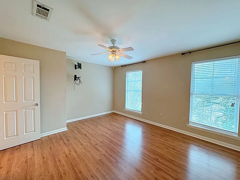 9925 Jefferson Hwy — Photo 33