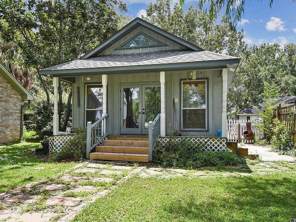 1st image of 17133 Willow Oak Aly