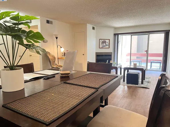 2121 Vale Rd APT 123, San Pablo, CA 94806