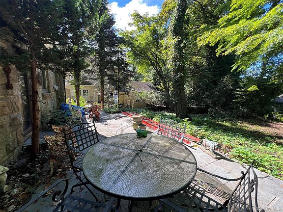 4th image of 116 Huntington Road