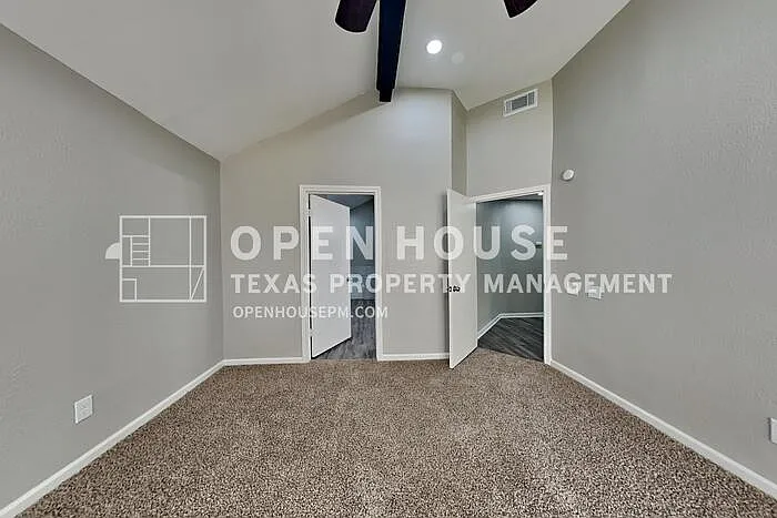 8607 Pines Place Dr — Photo 9
