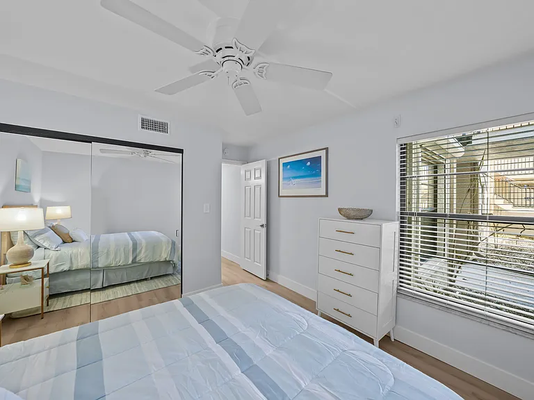 6051 Sun Blvd #111 — Photo 20
