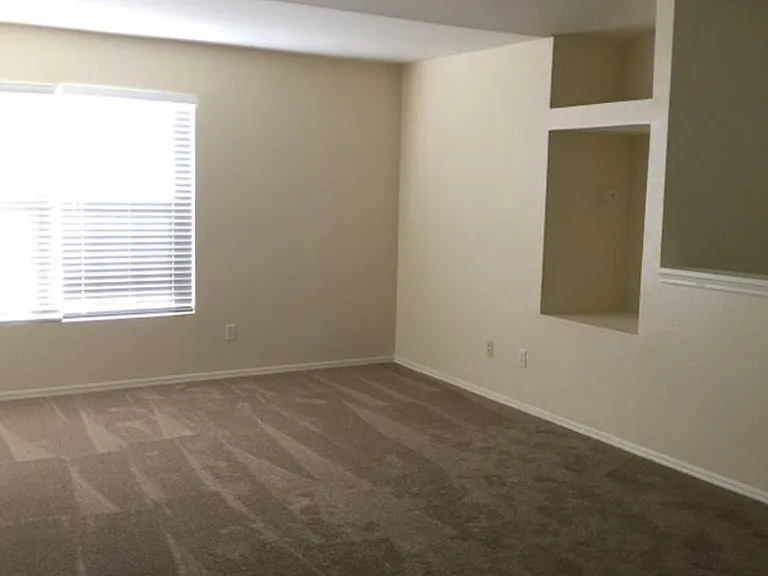 36232 Misty Oak Dr #7 — Photo 2