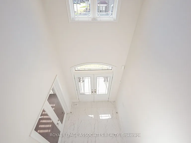 55 Raspberry Ridge Ave — Photo 46