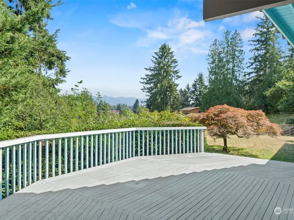 25840 SE 392nd Street, Enumclaw, WA 98022