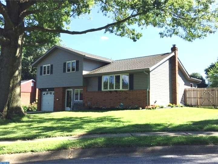 1st image of 10 Anthony Ct