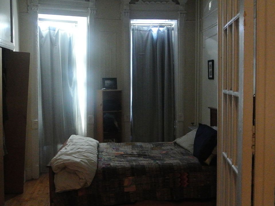 2nd image of 91 Garfield Pl APT 1