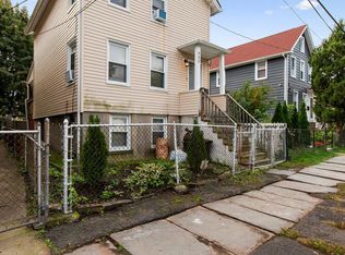 552 Beach St, Orange, NJ 07050