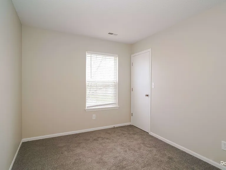 6730 Townsend Way — Photo 10