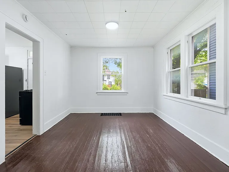 2133 Riedmiller Ave — Photo 18
