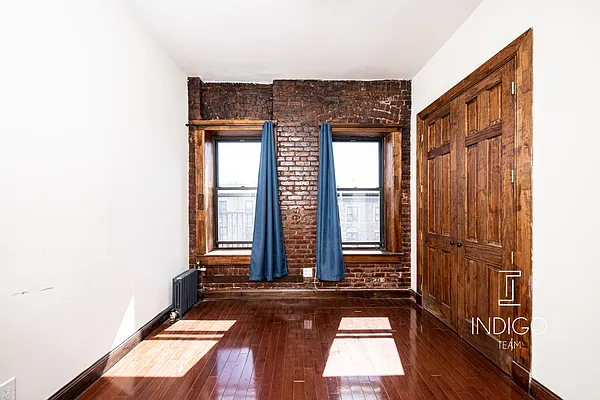 Rented by Compass | media 38