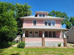 816 N Washington St, Naperville, IL 60563