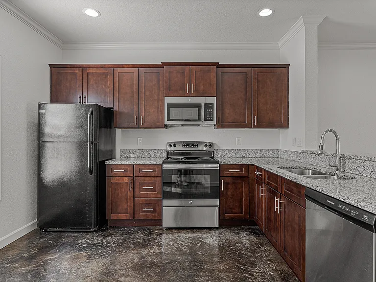 Kitchen| Deerfield Crossing| Townhome