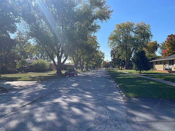 5th image of 5174 Durwood Dr