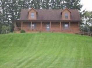 614 W Comet Rd, New Franklin, OH 44216