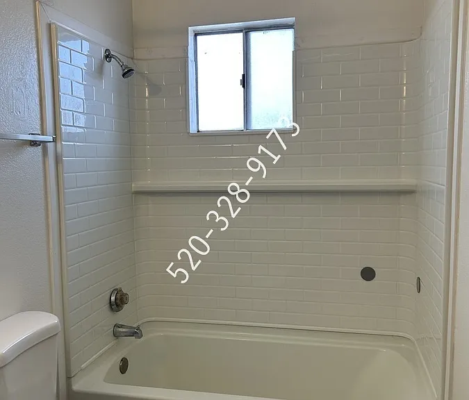 507 E Jacinto St — Photo 12