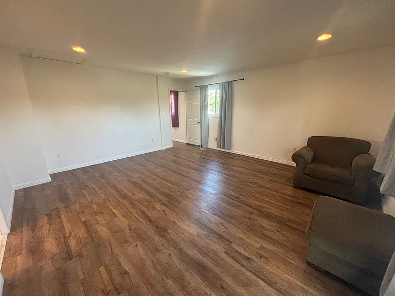 306 E Cummings Ln — Photo 13