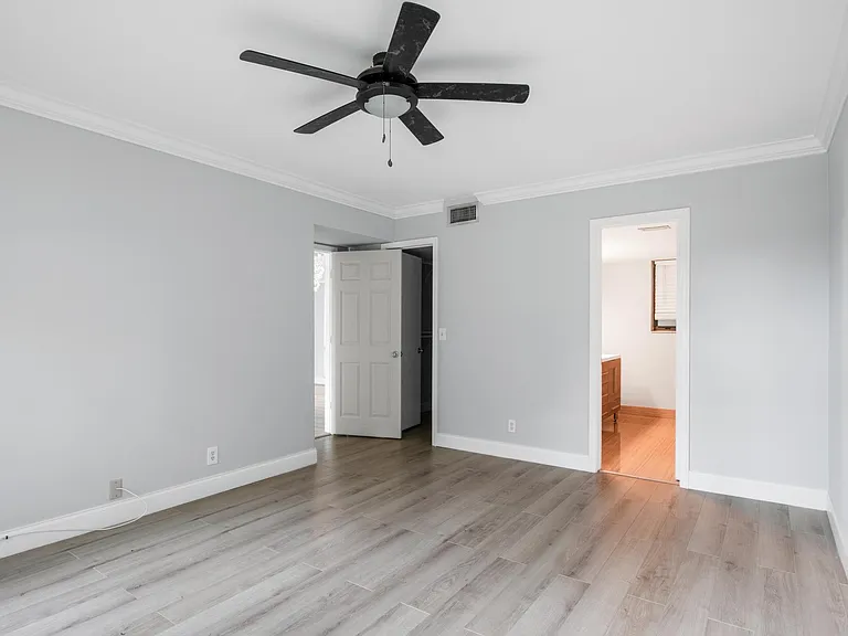 1120 Homewood Blvd #G204 — Photo 14