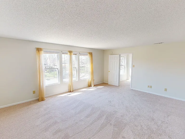 15312 Beam St — Photo 34