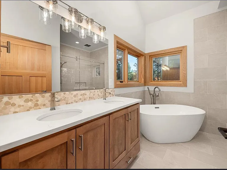 1417 S Ivory St — Photo 30