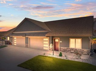 28 Sienna Hls, Mount Horeb, WI 53572