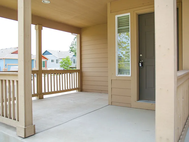 1506 Dryland St — Photo 4